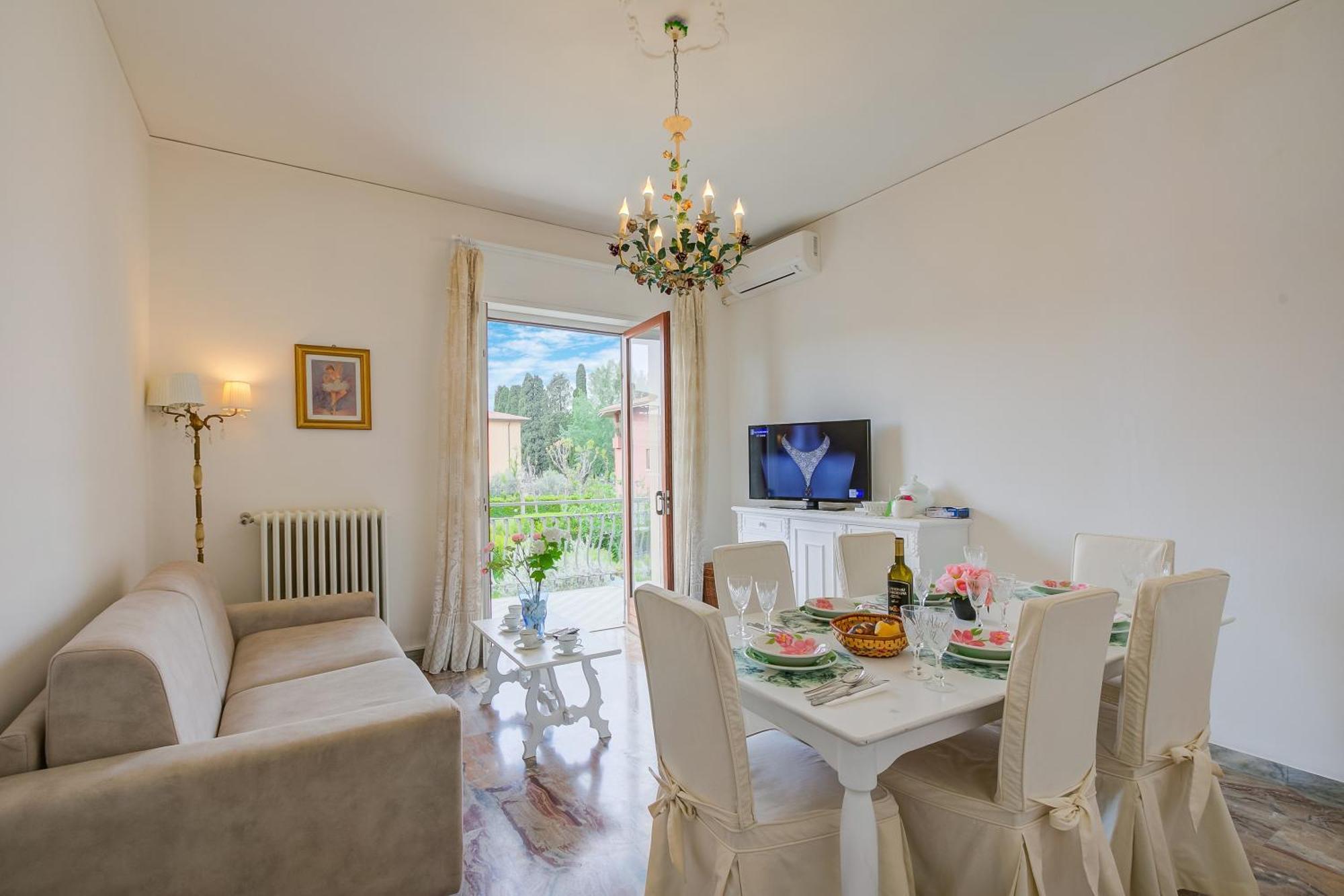 Casa Milly - Happy Rentals Desenzano del Garda Buitenkant foto