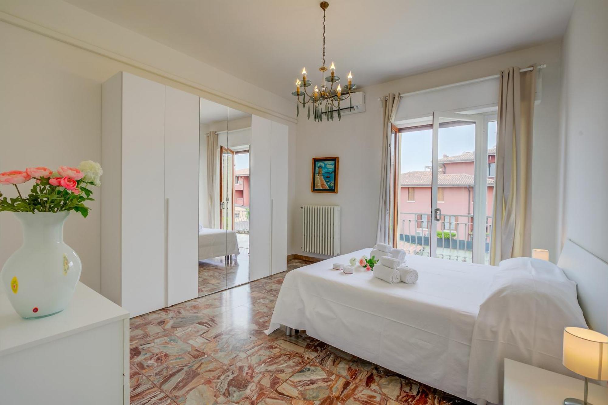 Casa Milly - Happy Rentals Desenzano del Garda Buitenkant foto